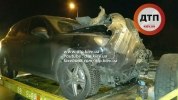 Масштабное ДТП в Киеве на Столичном шоссе: Renault Правого Сектора (?) разбился о МАН и Porsche Cayenne - фото 2
