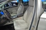 Ford Fusion    325-     -  10