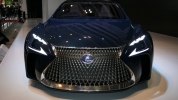 Lexus LS     2017  -  5