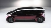 Toyota показала водородный минивэн - фото 7