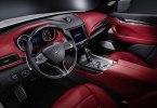 Maserati выводит на рынок бензиновый кроссовер Levante S - фото 7