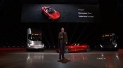 Неожиданный сюрприз: Tesla представила новый Roadster - фото 19