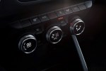 Новый Dacia Duster: производитель показал фото и назвал сроки поступления в продажу - фото 108