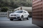 Lincoln      MKX -  24