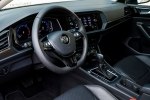 Озвучены американские цены нового Volkswagen Jetta - фото 7