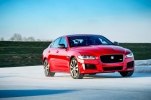 Jaguar представил спортивные версии седанов XE и XF - фото 3