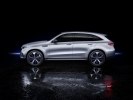 Mercedes-Benz раскрыл первый электрический кроссовер - фото 3