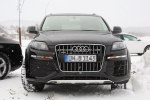 Audi Q7      -  3
