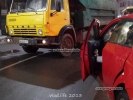 ДТП в Киеве: на Севастопольской площади столкнулись Toyota Corolla и КАМАЗ - фото 9