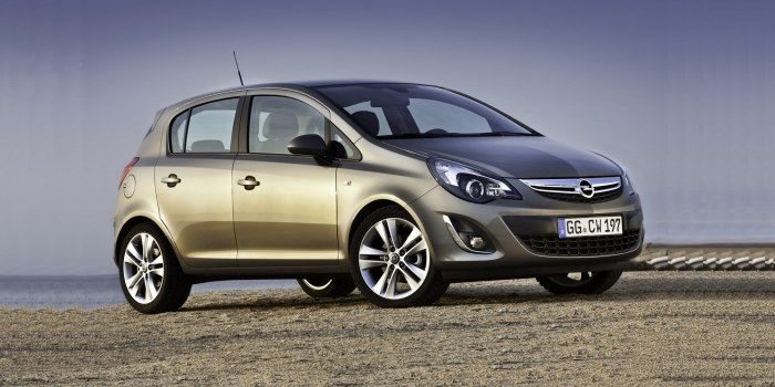 Opel Corsa D 5-  2011