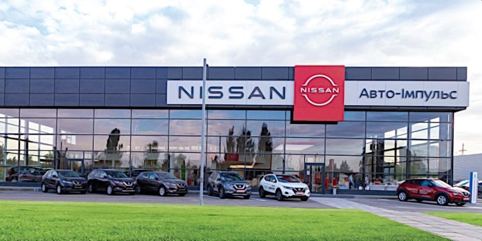 Nissan -