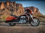  Harley-Davidson CVO Street Glide FLHXSE 4