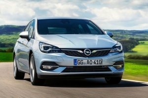 - Opel Astra: Opel Astra:     
