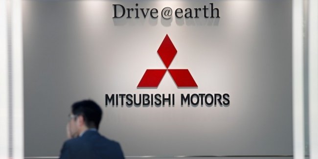 Mitsubishi      4  
