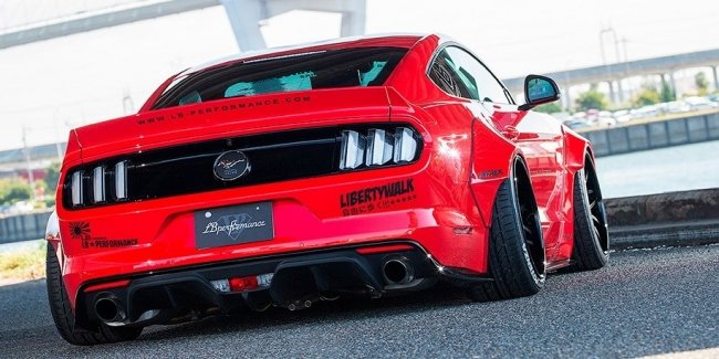        Ford Mustang