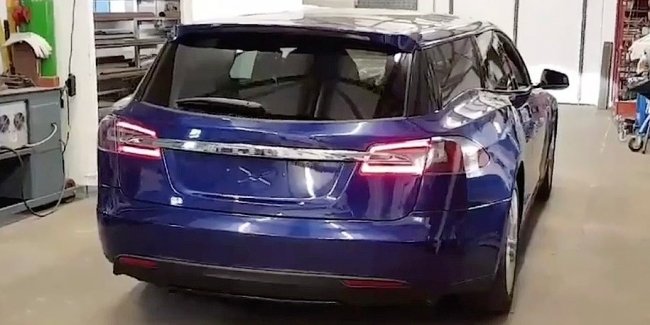    Tesla Model S  
