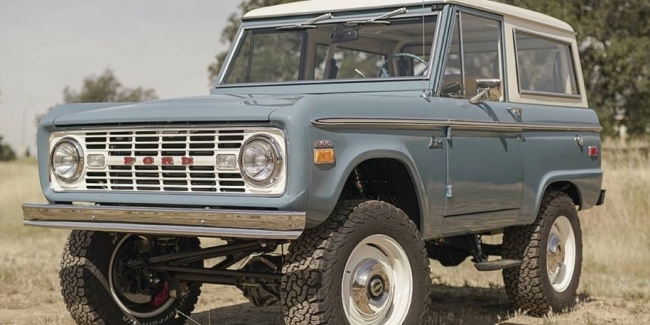    Ford Bronco    