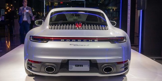  Porsche 911    