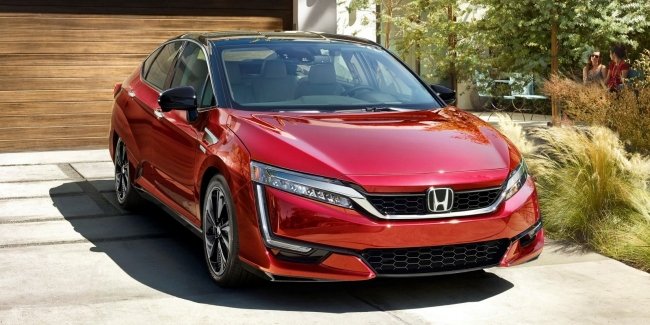 Honda    Clarity Fuel Cell 2020