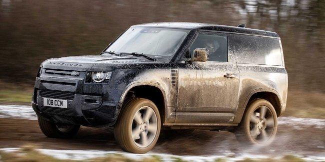 Land Rover Defender -   