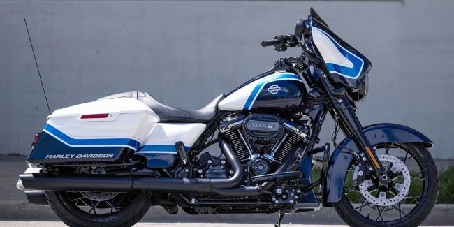  Harley-Davidson Street Glide Special Arctic Blast Limited Edition