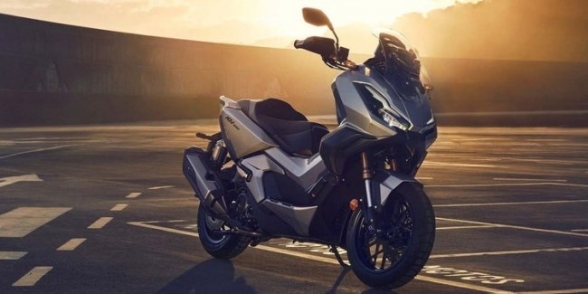 Honda представила новый скутер ADV350 Adventure
