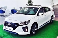 Hyundai IONIQ Hybrid    !