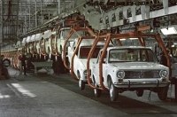 Російський «АвтоВАЗ» знову призупинить виробництво після тижня роботи