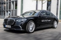 У США хочуть запровадити єдиний світловий сигнал для безпілотних автомобілів