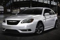 Chrysler 200   -