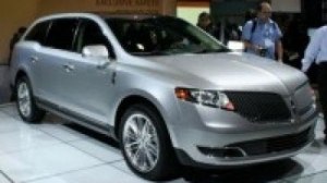  Lincoln MKS and MKT