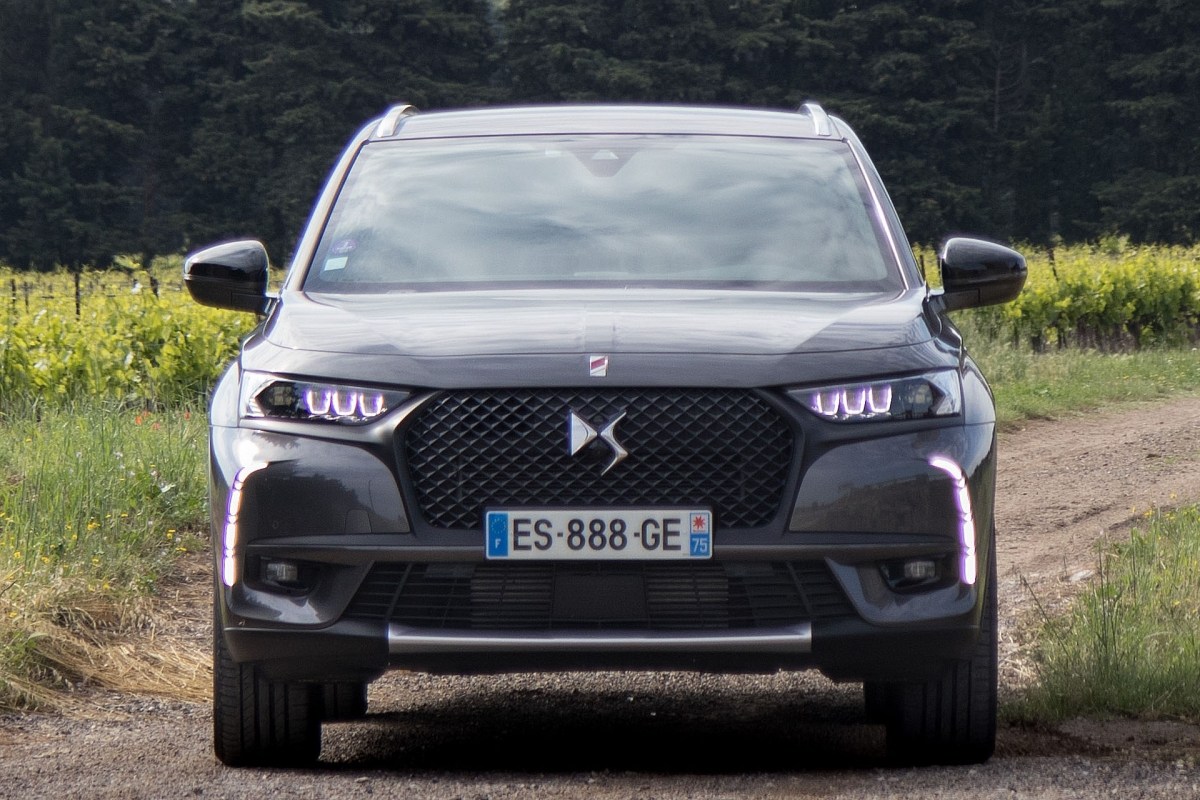 - DS 7: DS 7 Crossback       
