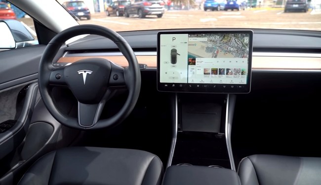 Tesla Model 3 – неужели она лучше чем люксовые немцы?. Tesla Model 3