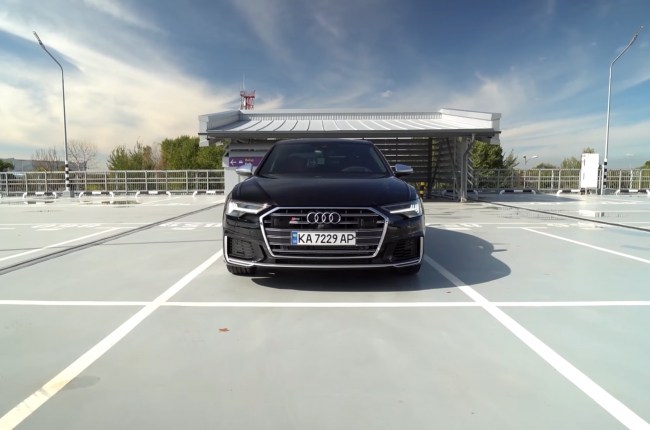 Audi S6  
