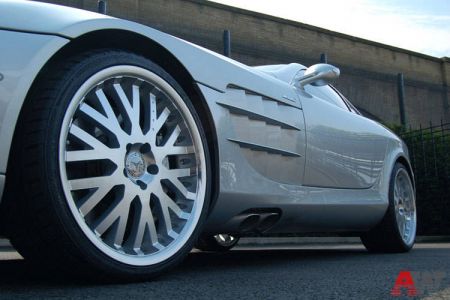Mercedes-McLaren SLR  Project Kahn:    