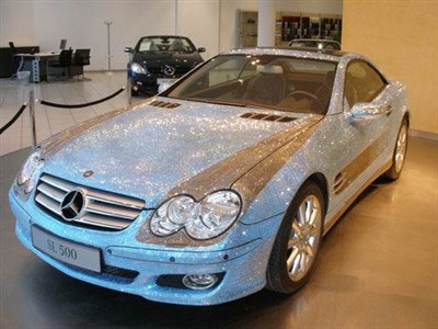 Блестящий Mercedes