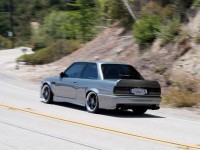 1988 BMW 325is:  