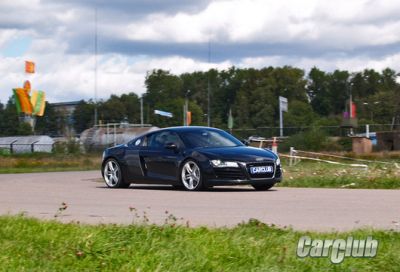 Audi R8:  