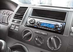 VW TransporterT5.    MP3- Sony CDX-GT 700,          .