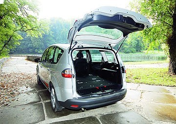 Ford S-Max -  