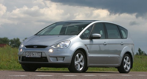 Ford S-Max.   M. Ford      