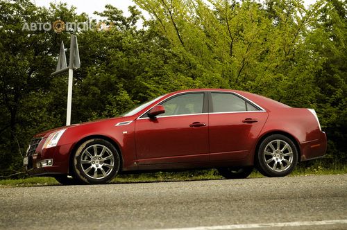 Dolce Caddy -   Cadillac CTS