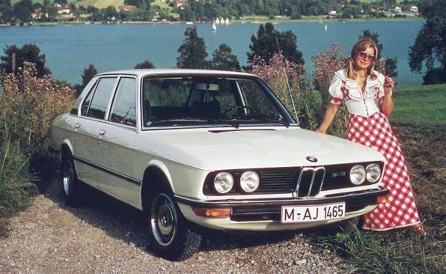BMW 5- 