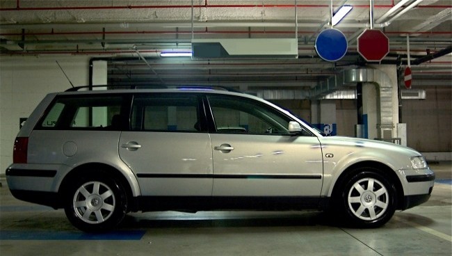 Volkswagen Passat Variant 1.6 MPi 1998 г.в. Пробег 207.000 км. Цена 500евро (Германия)