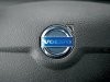     (Volvo XC90) -  2
