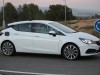 Opel тестирует «заряженный» хэтчбек Astra GSI - фото 13