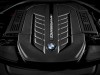 BMW представил самый мощный седан M760Li xDrive - фото 13