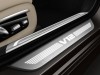 BMW представил самый мощный седан M760Li xDrive - фото 18