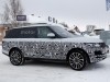 Обновленный внедорожник Range Rover Sport замечен на зимних тестах - фото 5