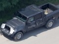 Шпионы сфотографировали пикап Jeep Wrangler - фото 20